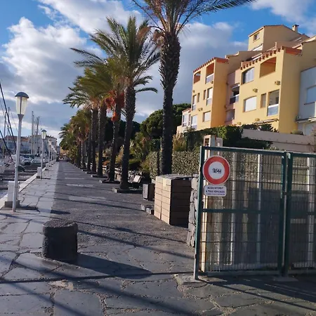 4 Couchages Avec Piscine D'été Vue Port