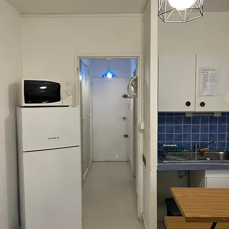 4 Couchages Avec Piscine D'ete Vue Port * Агд